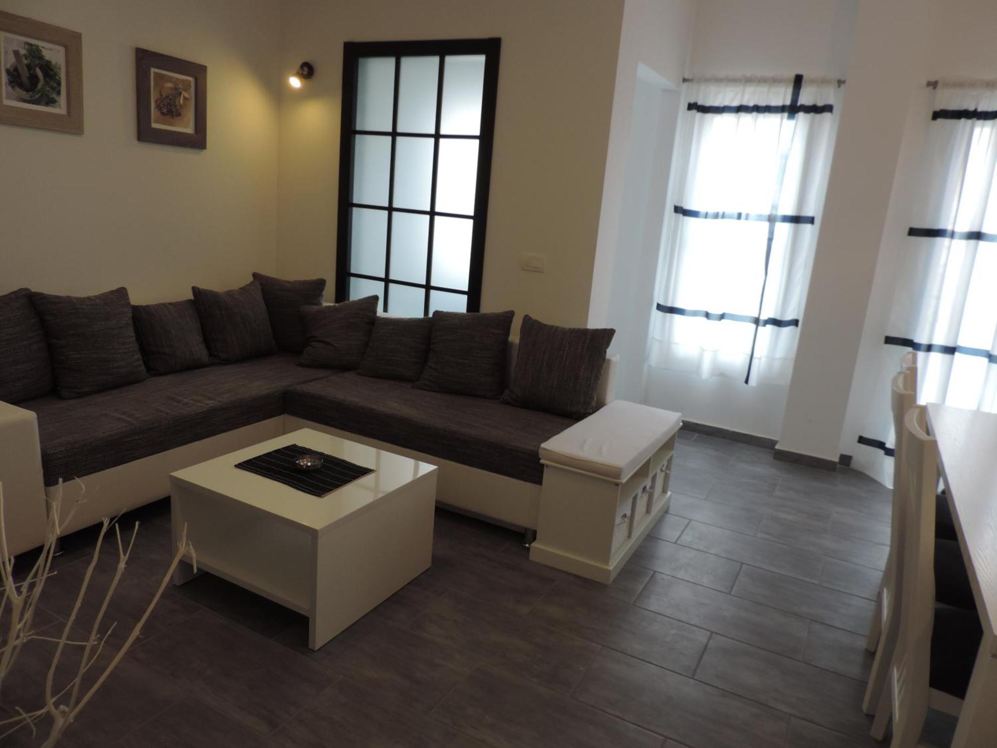 Apartments Lori บีโอกราดนาโมรู ภายนอก รูปภาพ